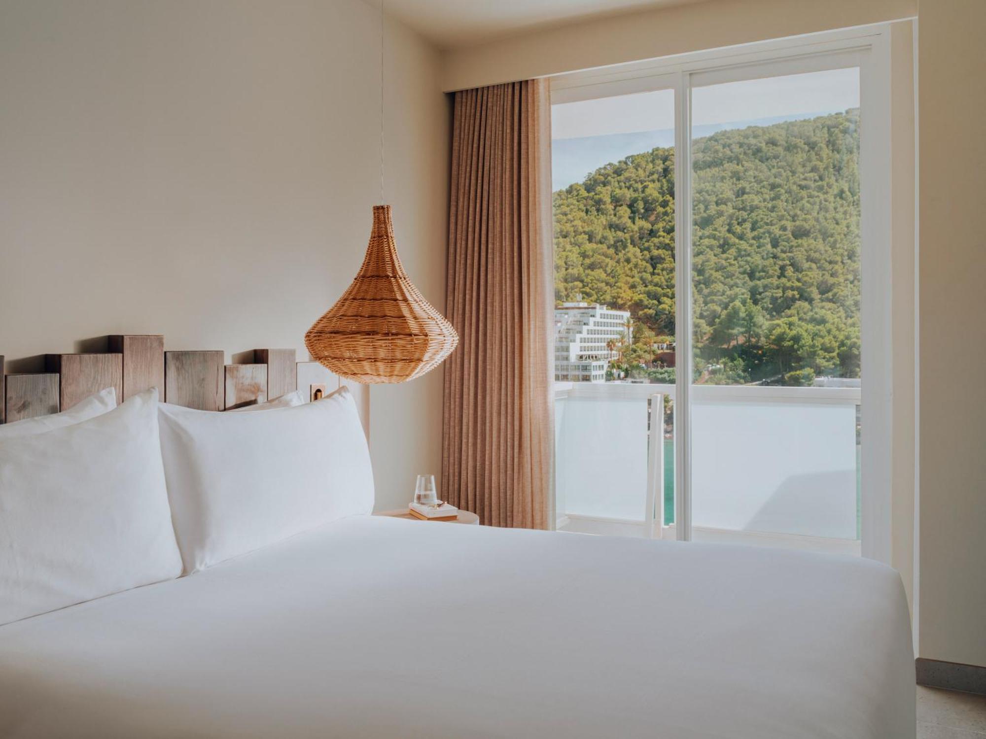 Hyde Ibiza Hotell Cala Llonga  Exteriör bild