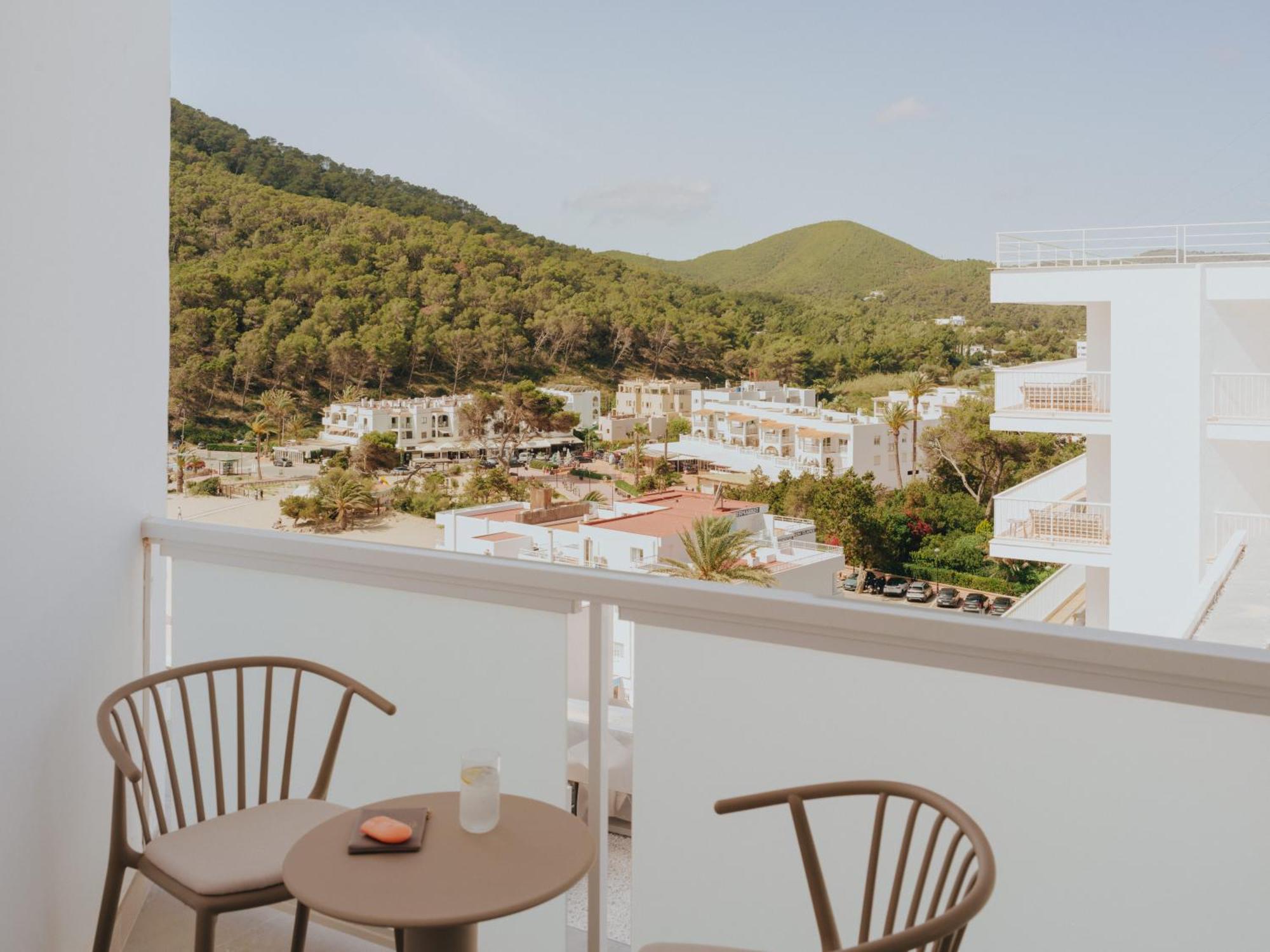 Hyde Ibiza Hotell Cala Llonga  Exteriör bild